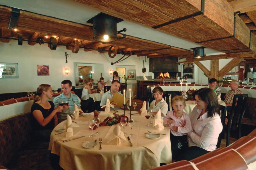 Landhotel Alte Muehle Ostrach Екстериор снимка
